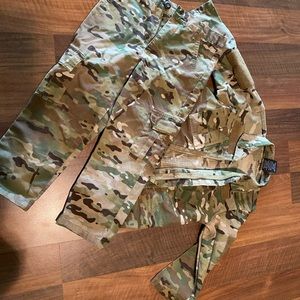 Trooper tactical army uniform.